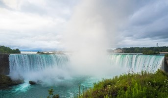 University of Niagara Falls Canada (UNF)